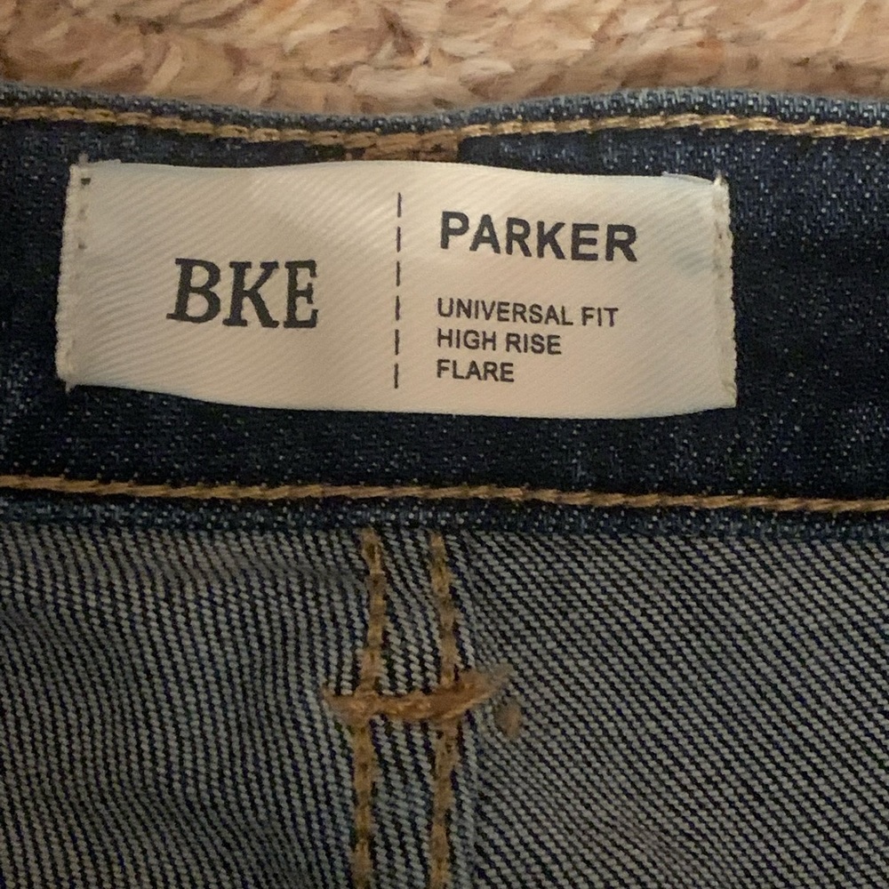 EUC BKE Parker Universal Fit, High Rise, Flare jeans 29 x 31 1/2 - Picture 6 of 8